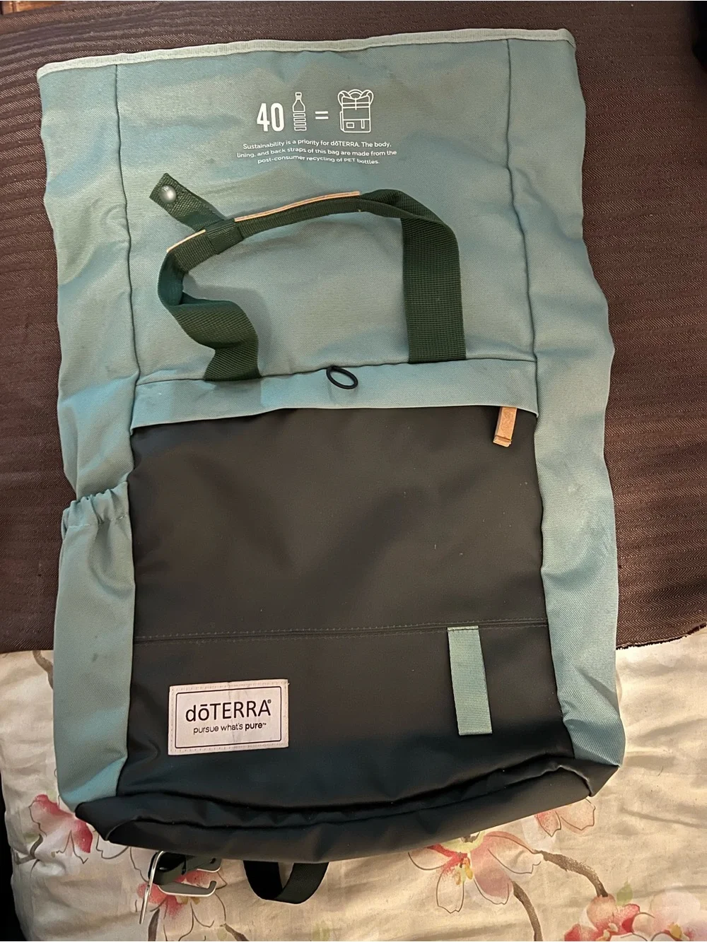 doTERRA Eco-Accessory 40L Recycled Polyester Hiking Backpack Green/Black Zip
